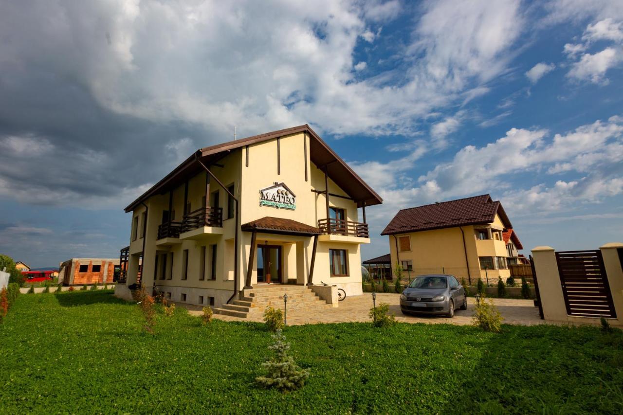 Pensiunea Mateo Buzău Exterior photo